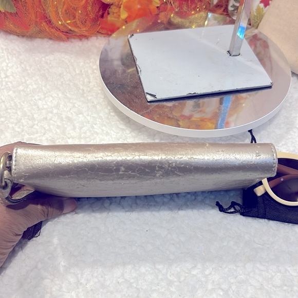 Chloe Silver/Gold Wallet EUC Free Jewelry Earrings, Chain, Sunglasses &DustBag - Picture 12 of 14